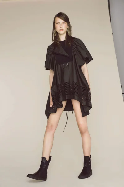 Look 1